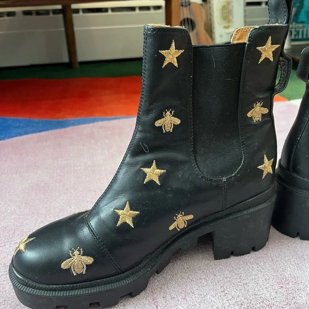 Black Ankle Boots with Star and Bee Embroidery - Picture 4 of 10
